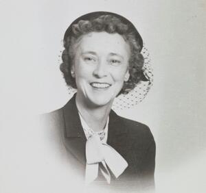 photograph portrait of Annie Burr Lewis